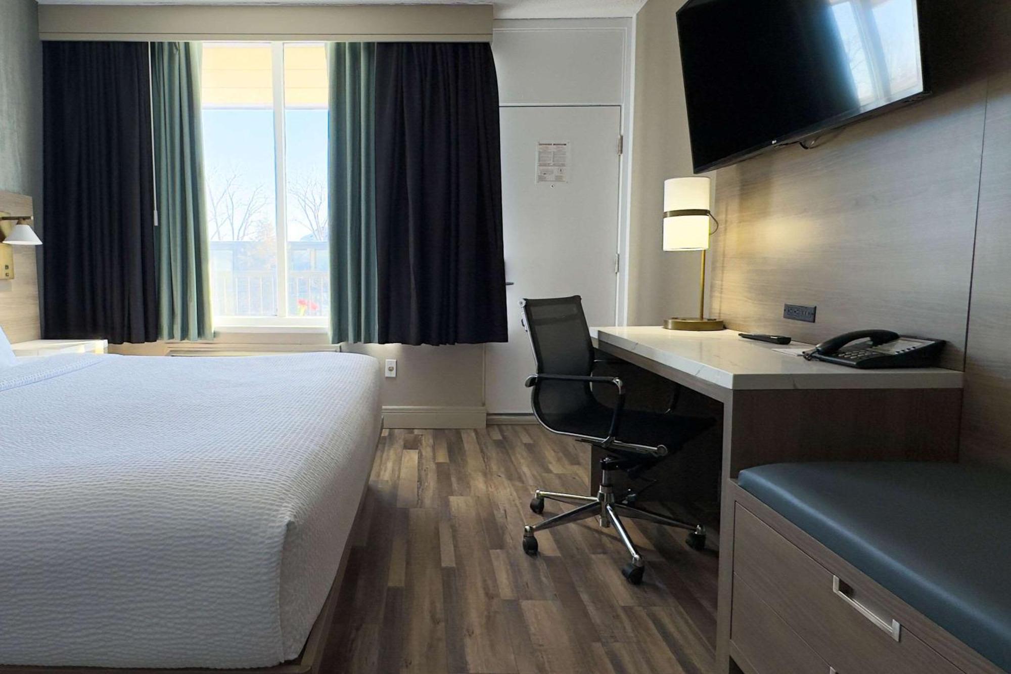 Radisson Hotel Montreal Airport Eksteriør billede