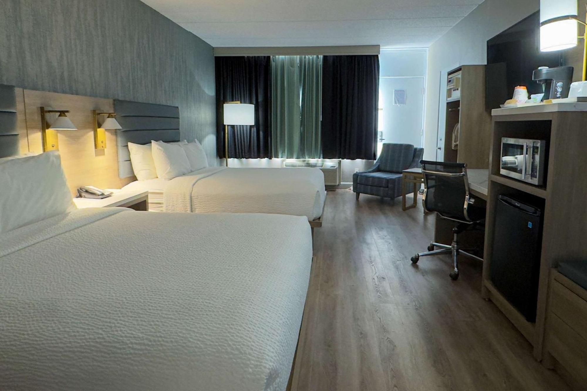 Radisson Hotel Montreal Airport Eksteriør billede